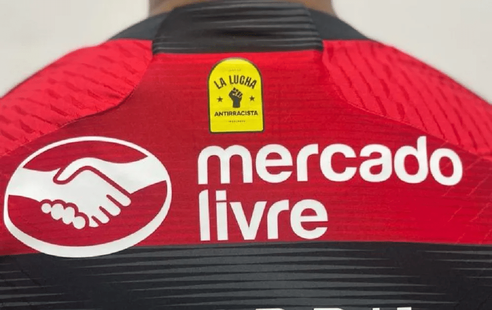 Em apoio a Vini Jr Flamengo jogará patch antirracista nos