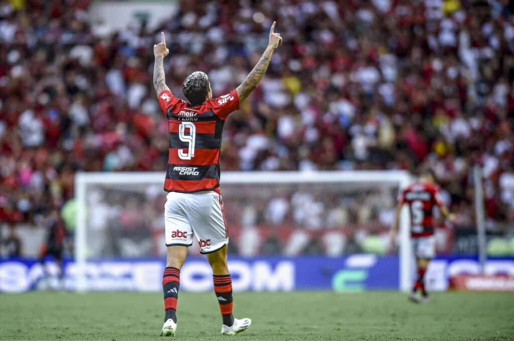 Flamengo Pedro Fica A Um Gol De Igualar Melhor Temporada Da Carreira