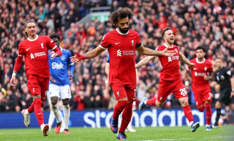 محمد صلاح يسجل لـ ليفربول أمام إيفرتون ويرفض الاحتفال