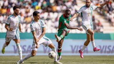 القنوات الناقلة لمباراة الجزائر ضد غينيا