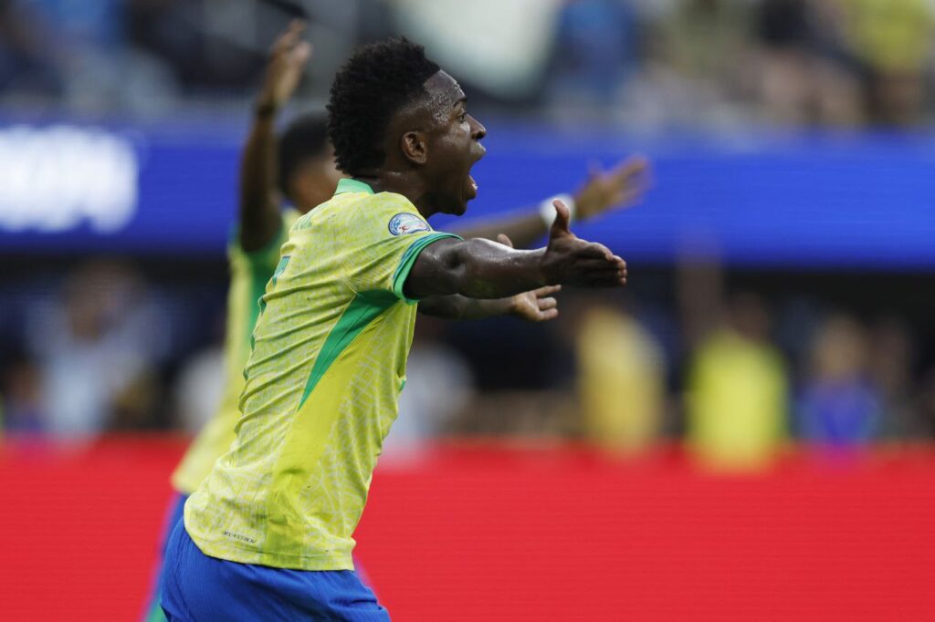 فينيسيوس جونيور - منتخب البرازيل - مواجهات البرازيل وكولومبيا