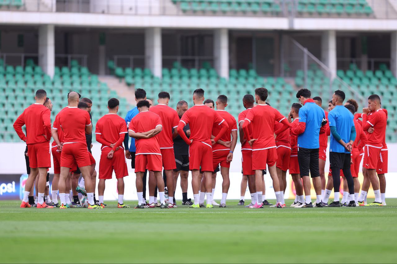 الصالح سبورت : 
			منتخب المغرب يرفع وتيرة الاستعدادات قبل مواجهة الجابون		