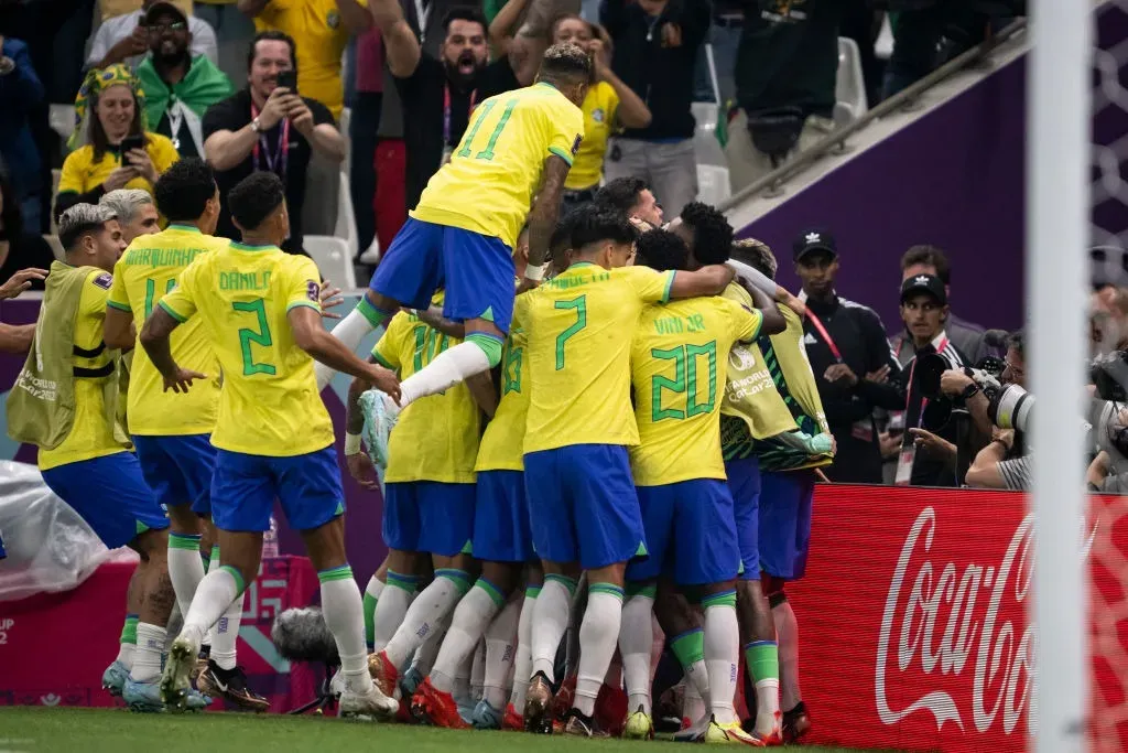 الصالح سبورت : 
			موقف طريف يتسبب في إيقاف مباراة البرازيل ضد فنزويلا في تصفيات كأس العالم 2026		