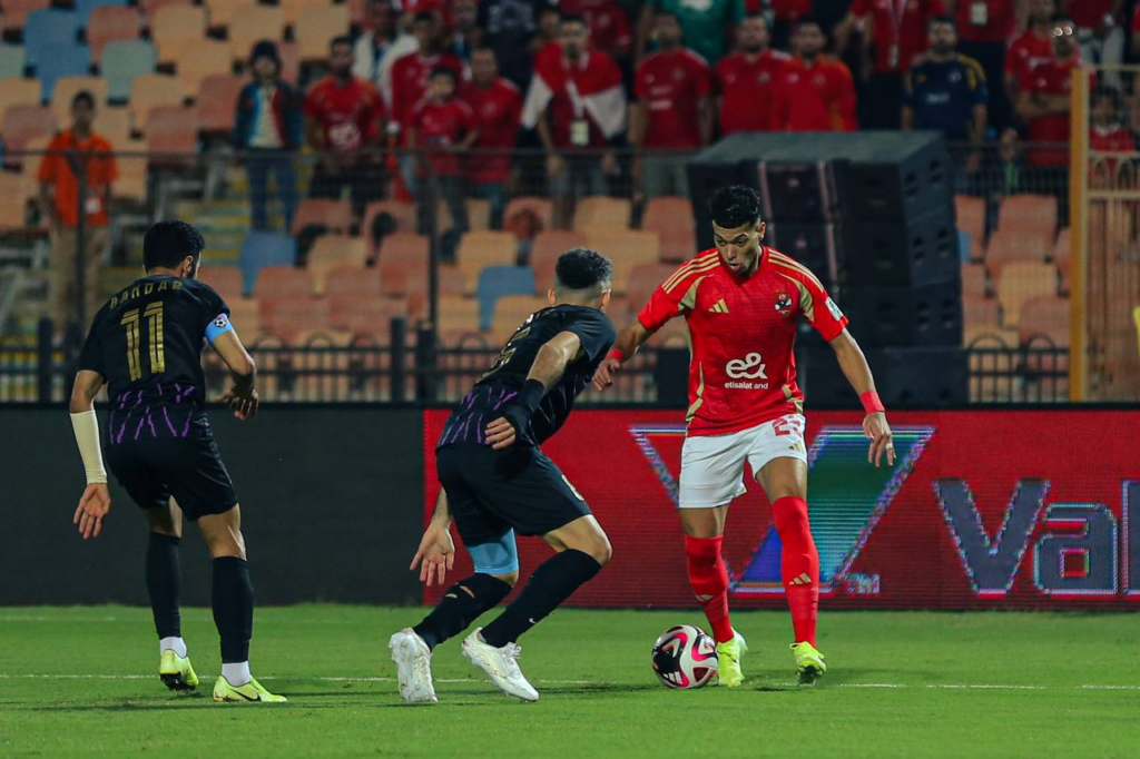 امام عاشور - الاهلي vs العين - تصوير: مصطفى الشحات