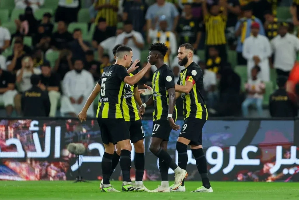 القنوات الناقلة لمباراة الاتحاد ضد الفتح بالجولة 11 في الدوري السعودي