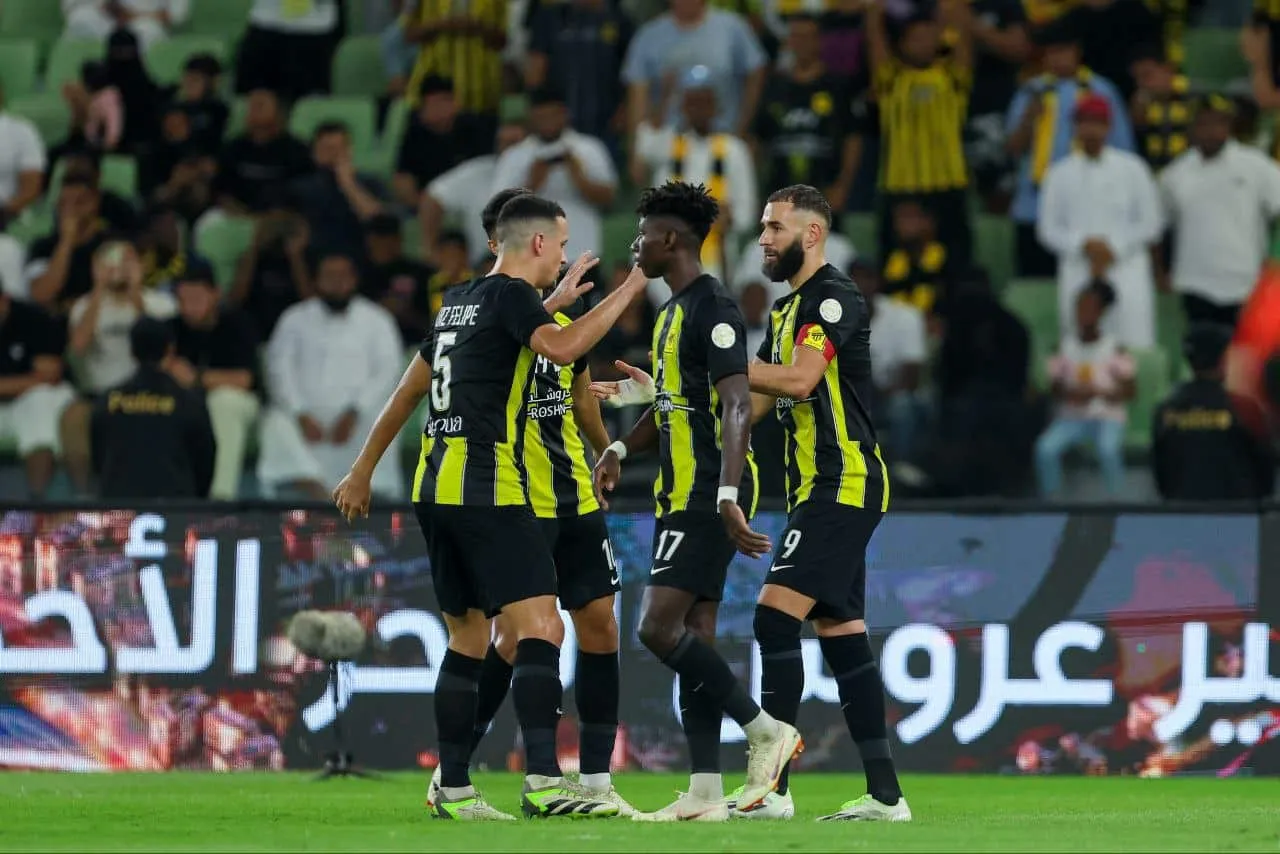 الصالح سبورت : 
			القنوات الناقلة لمباراة الاتحاد ضد الفتح بالجولة 11 في الدوري السعودي		