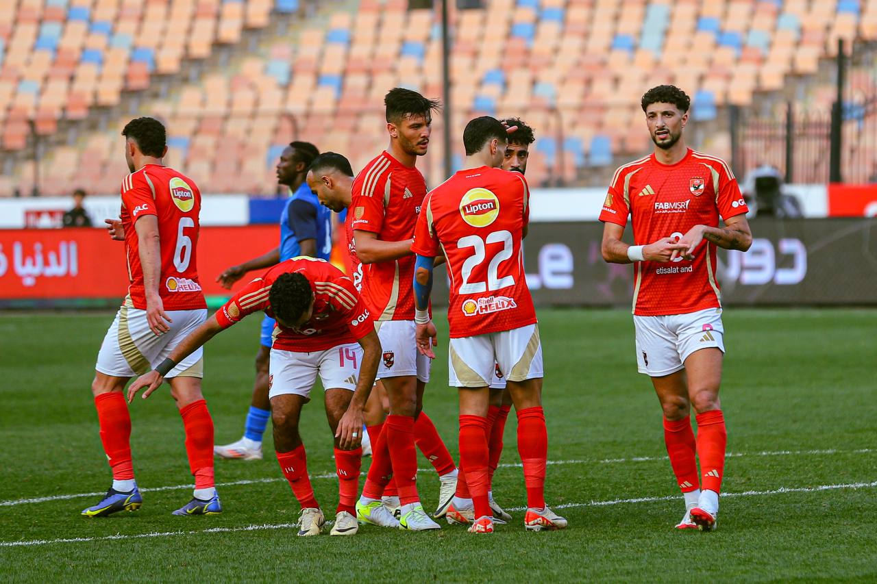 الصالح سبورت : 
			قائمة غيابات الأهلي أمام ستاد أبيدجان في دوري أبطال إفريقيا		