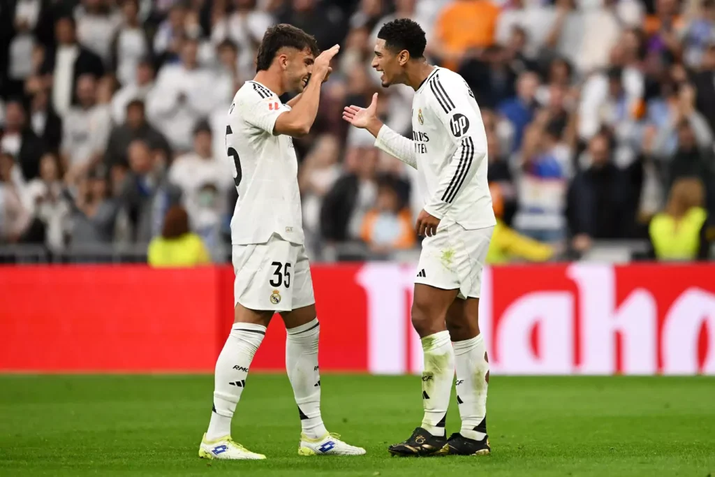 جود بيلينجهام - راؤول اسينسيو - ريال مدريد (المصدر:Gettyimages)