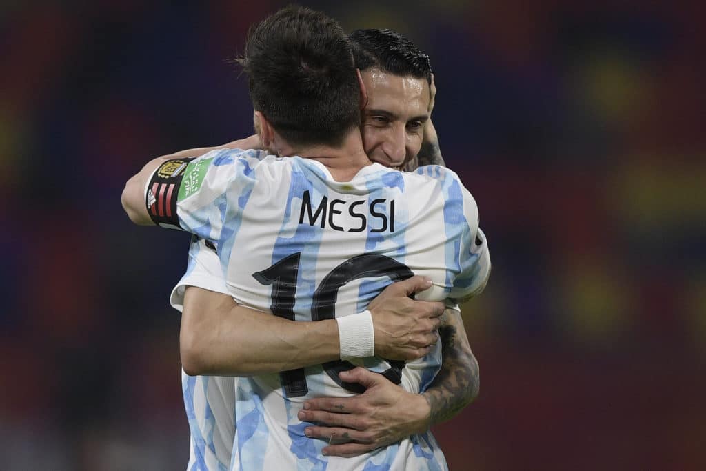 Ángel Di María con Messi