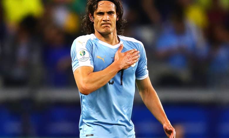 EdinsonCavani se retira de Uruguay