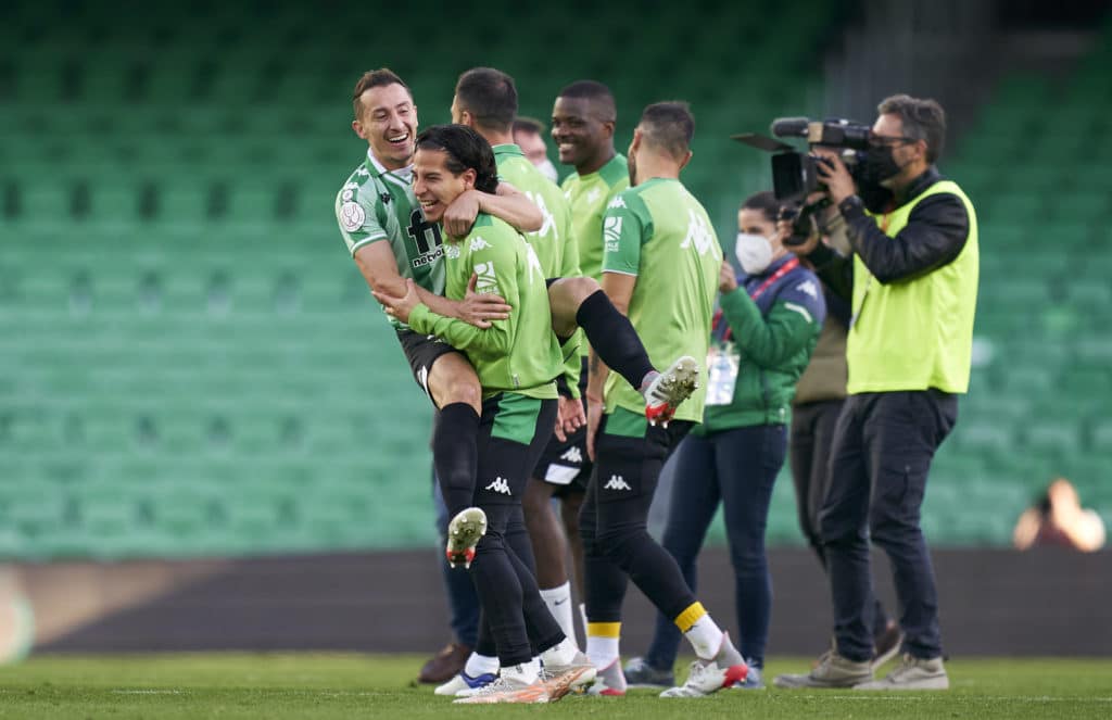 Andres Guardado and Diego Lainez of Real Betis