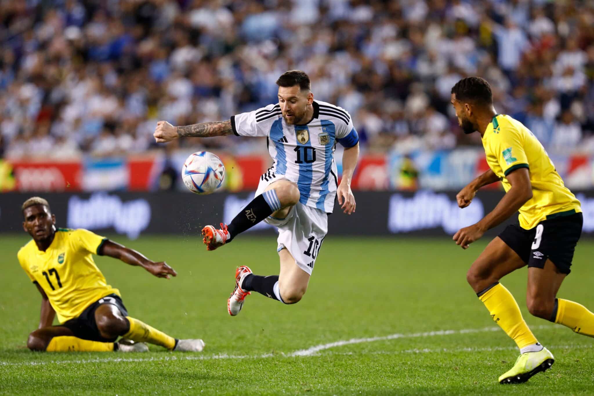 Lionel Messi se convirtió en el jugador con más apariciones en Copa del Mundo, vistiendo la camiseta de Argentina.