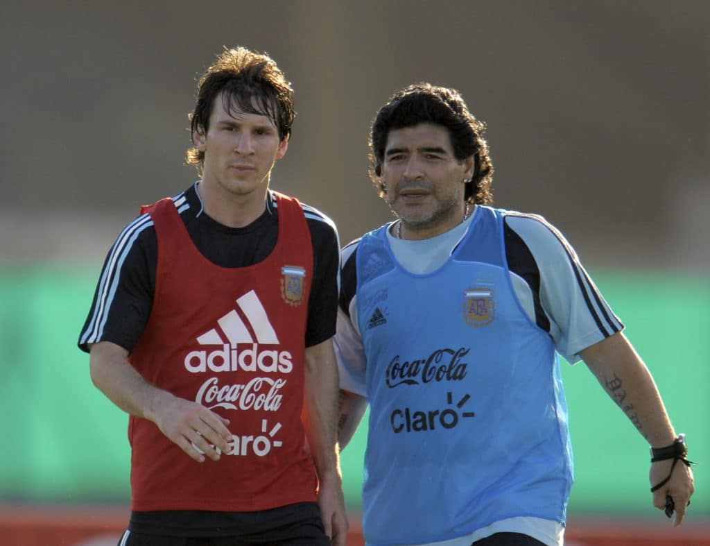 Lionel Messi superó a Diego Maradona como el futbolista con más apariciones en Mundiales con Argentina.