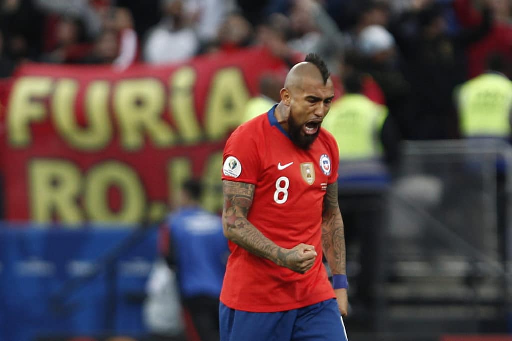 Arturo Vidal, Chilenos en el fútbol colombiano