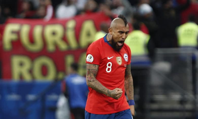 Arturo Vidal, Chilenos en el fútbol colombiano