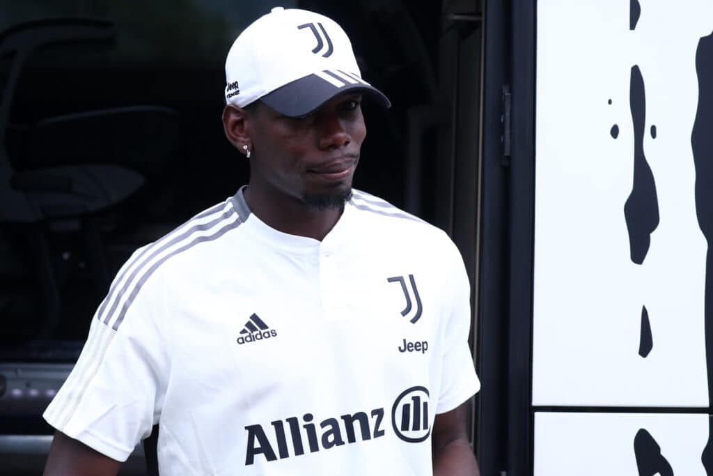 Paul Pogba sigue sin poder debutar oficialmente con la Juventus.