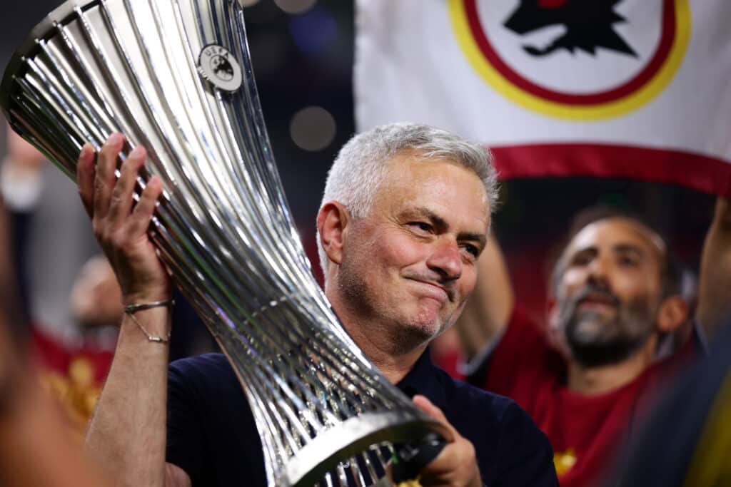 La AS Roma ganó la Final de la Conference League 2022. La única que se ha disputado hasta ahora. (Photo by Alex Pantling/Getty Images)