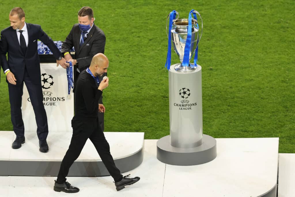 En 2021, Pep Guardiola perdió la final de la Champions League contra el Chelsea. Hoy tuvo su revancha ante el Inter. (Photo by Matthew Ashton - AMA/Getty Images)