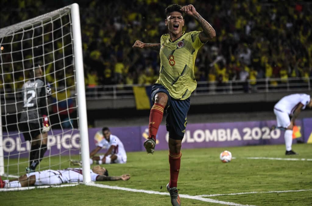 A sus 25 años, Jorge Carrascal aún no puede ganarse un lugar como indiscutido en las nóminas de la selección de Colombia. (Photo by Juan BARRETO / AFP) (Photo by JUAN BARRETO/AFP via Getty Images)