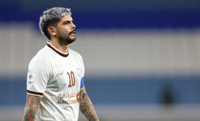 Ever Banega, capitán de su equipo en Arabia Saudita. Llegaría a Newells