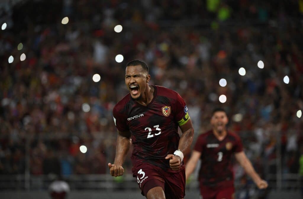 Salomón Rondón fue una de las figuras en la fecha 2 de las Eliminatorias Sudamericanas rumbo al 2026. (Photo by YURI CORTEZ/AFP via Getty Images)