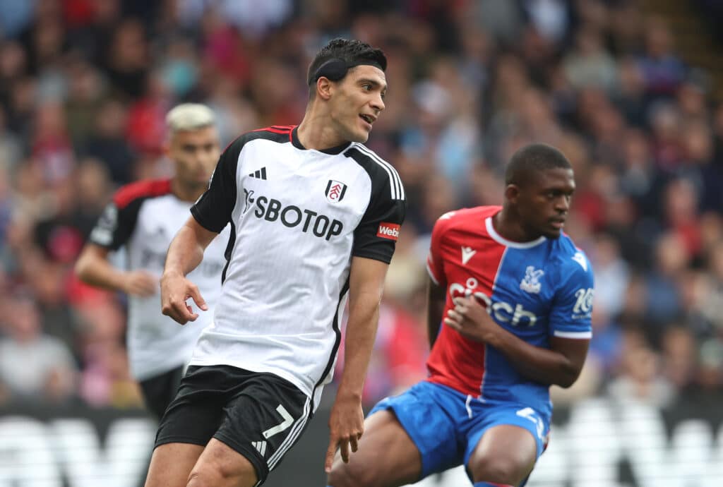 Raul Jimenez en el juego de Crystal Palace vs Fulham en la Premier League 2023-24