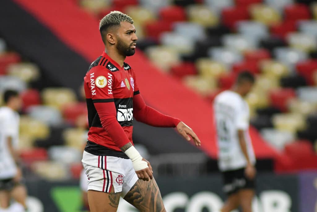 Problemas para Gabigol: Delantero del Flamengo acusado de no respetar el control de anti doping.