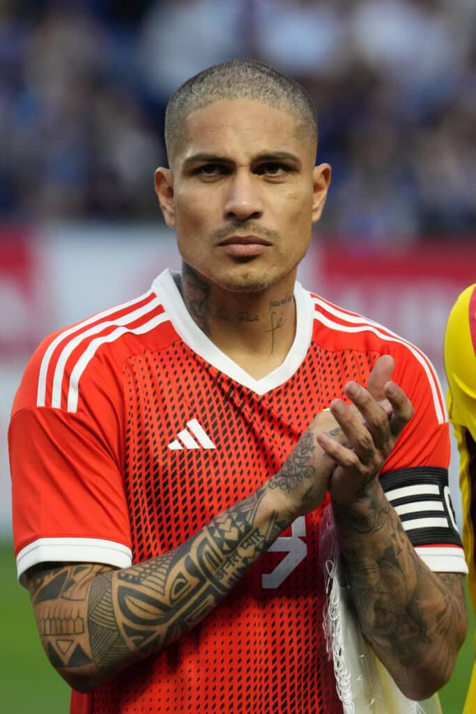 Paolo Guerrero, figura de Perú, deberá buscar club de cara al 2024. (Photo by Masashi Hara/Getty Images)