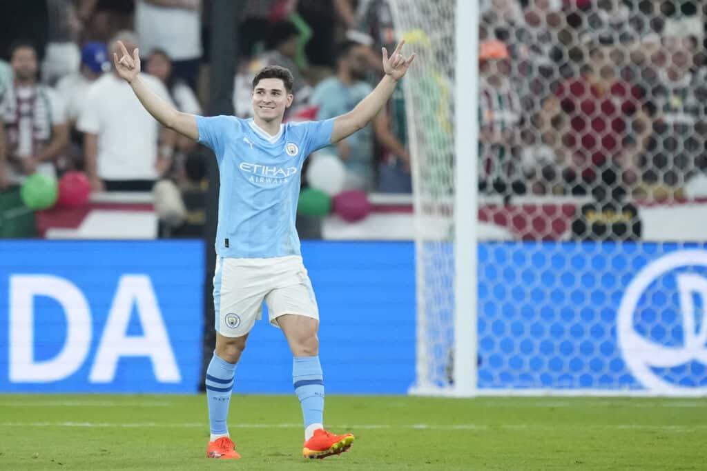 Julián Álvarez fue la figura de la Final en el Mundial de Clubes.  (Photo by Jose Breton/Pics Action/NurPhoto via Getty Images)