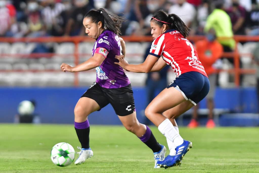 Chivas vs Necaxa liga mx femenil tuzas vs rayadas