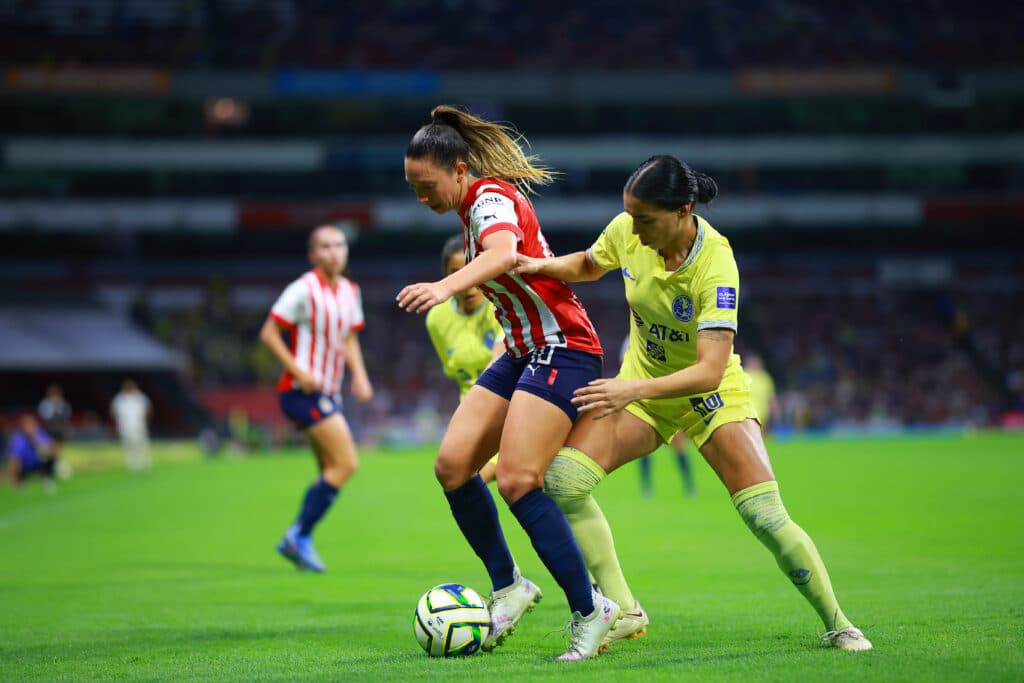 Liga MX Femenil Chivas vs América Adriana Iturbide