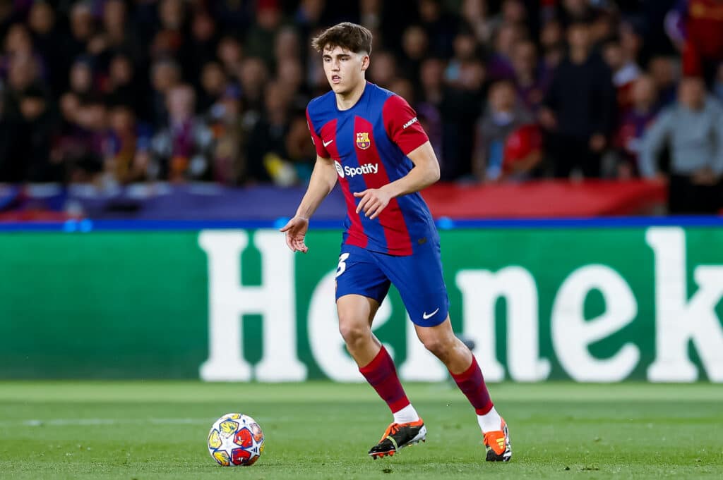 Pau Cubarsí podría ser una de las claves en el Atlético de Madrid vs Barcelona. (Photo by Matteo Ciambelli / DeFodi Images via Getty Images)