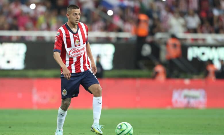 Chivas vs Puebla liga mx roberto alvarado