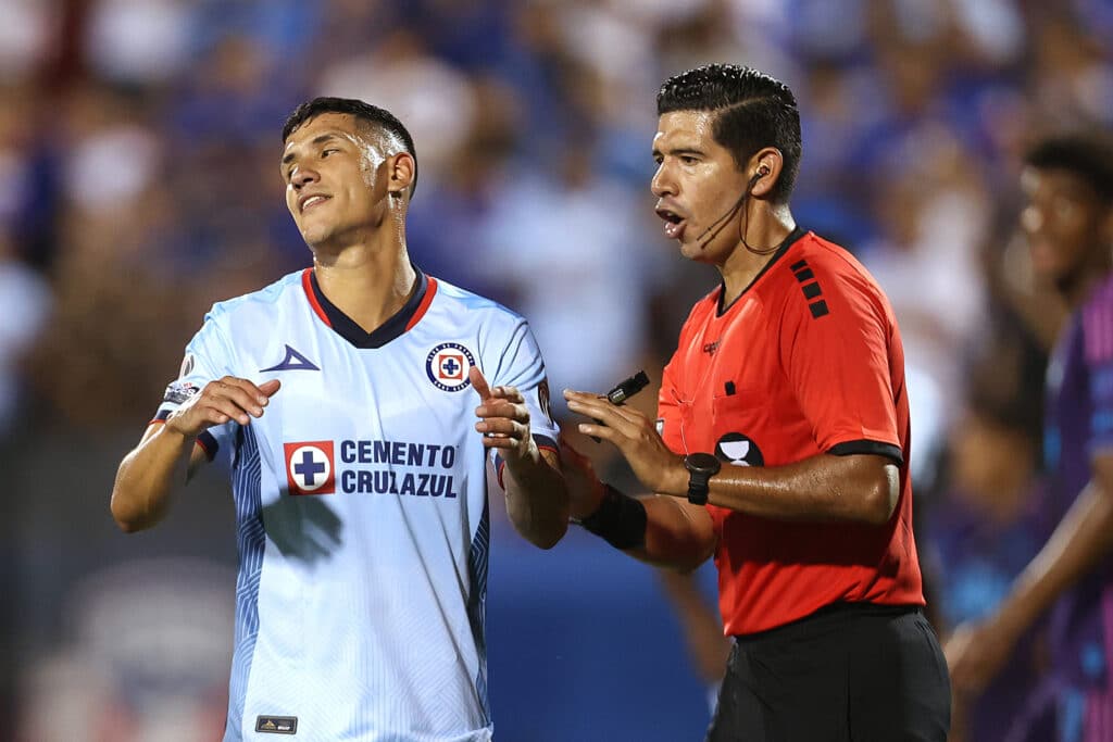 Toluca vs Cruz Azul liga mx Uriel Antuna final