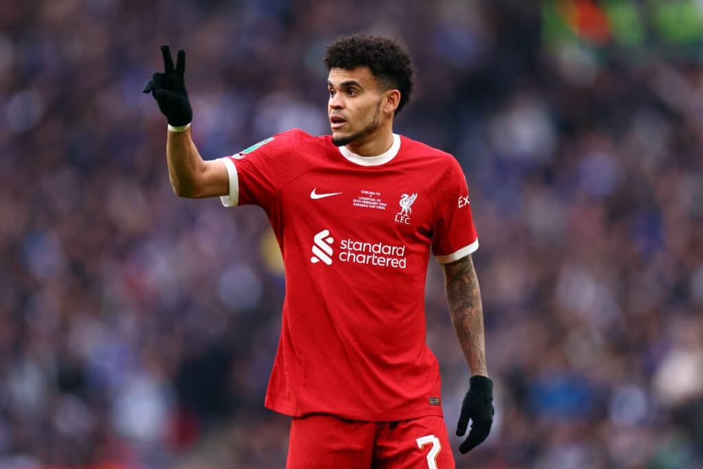 Luis Díaz podría ser una de las claves en el Everton vs Liverpool. (Photo by Marc Atkins/Getty Images)