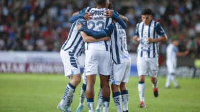 Jugadores del Pachuca celebran una anotación con Salomón Rondón. Pachuca vs Necaxa final de la concachampions Pachuca vs Columbus Pumas Pachuca vs New York RB