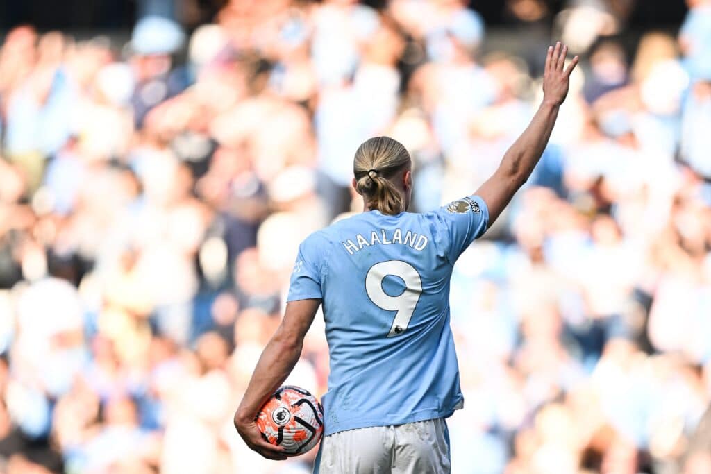 Erling Haaland fue el máximo goleador del Manchester City Campeón de la Premier League: 27 Goles en total.  (Photo by OLI SCARFF/AFP via Getty Images)