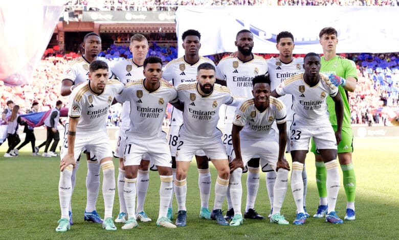 Foto de la alineación del Real Madrid en el juego contra Barcelona de la temporada 2023-24 de LaLiga. Real Madrid vs Barcelona