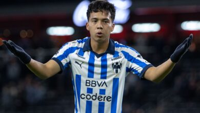 Víctor "Chespi" López con Rayados de Monterrey en Liga Mx