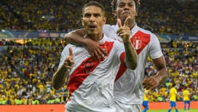 Paolo Guerrero podría jugar en Banfield o Alianza Lima