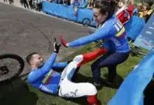 Mariana Pajón y Carlos Oquendo celebran al final de la pista