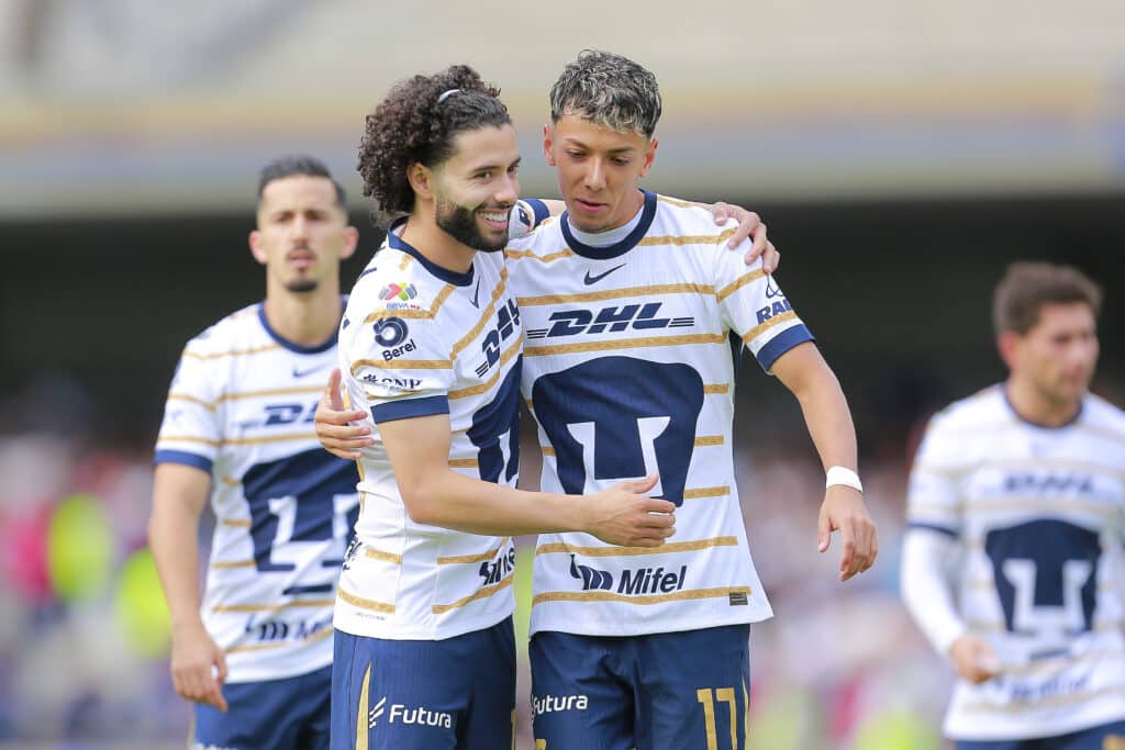 Cesar Huerta y Jorge Ruvalcaba en el juego de Pumas vs Pachuca Pumas vs Austin Atlas vs Pumas