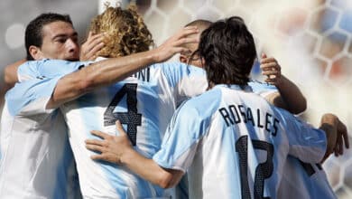 La Selección Argentina consiguió su primer Oro en los Juegos Olímpicos en Atenas 2004, bajo la conducción de Marcelo Bielsa.