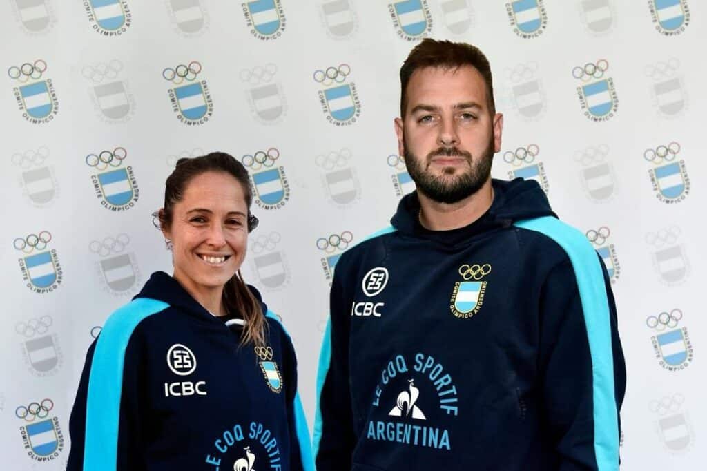 Rocio Sanchez Moccia y Luciano De Cecco serán los abanderados de Argentina para la ceremonia de apertura de Paris 2024. (@COA)