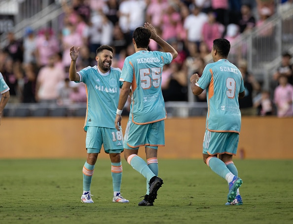 Jordi Alba celebra con Federico Redondo su gol para el Inter Miami en un partido de la MLS 2024. Tigres vs Inter Miami