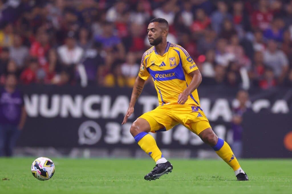 Caetano Samir, defensa de Tigres de la UANL, en un partido del Apertura 2024. Tigres vs Puebla