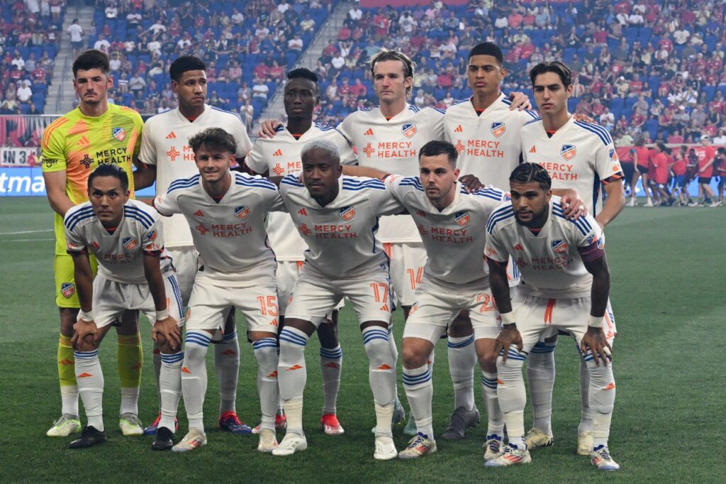 Los jugadores del FC Cincinnati posan previo a un juego de la temporada 2024 de la MLS. Cincinnati vs Querétaro