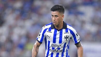 Maxi Meza con Rayados de Monterrey en el Estadio BBVA en un partido por la Liga MX. Pretendido por River Plate.