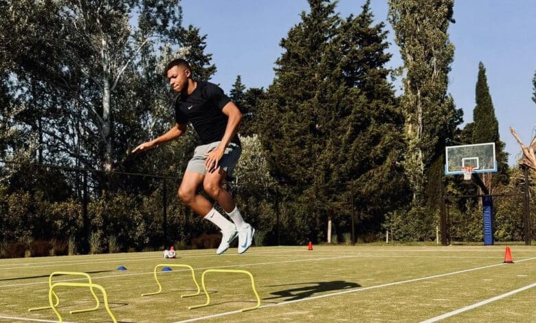 Kylian Mbappé se entrenará solo hasta el miércoles. Luego, se unirá al primer equipo. (@k.mbappe)