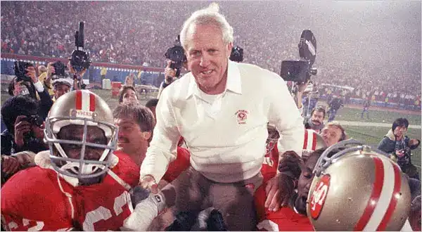 Bill Walsh, el entrenador que lideró la dinastía de los 49ers en la década del 80.